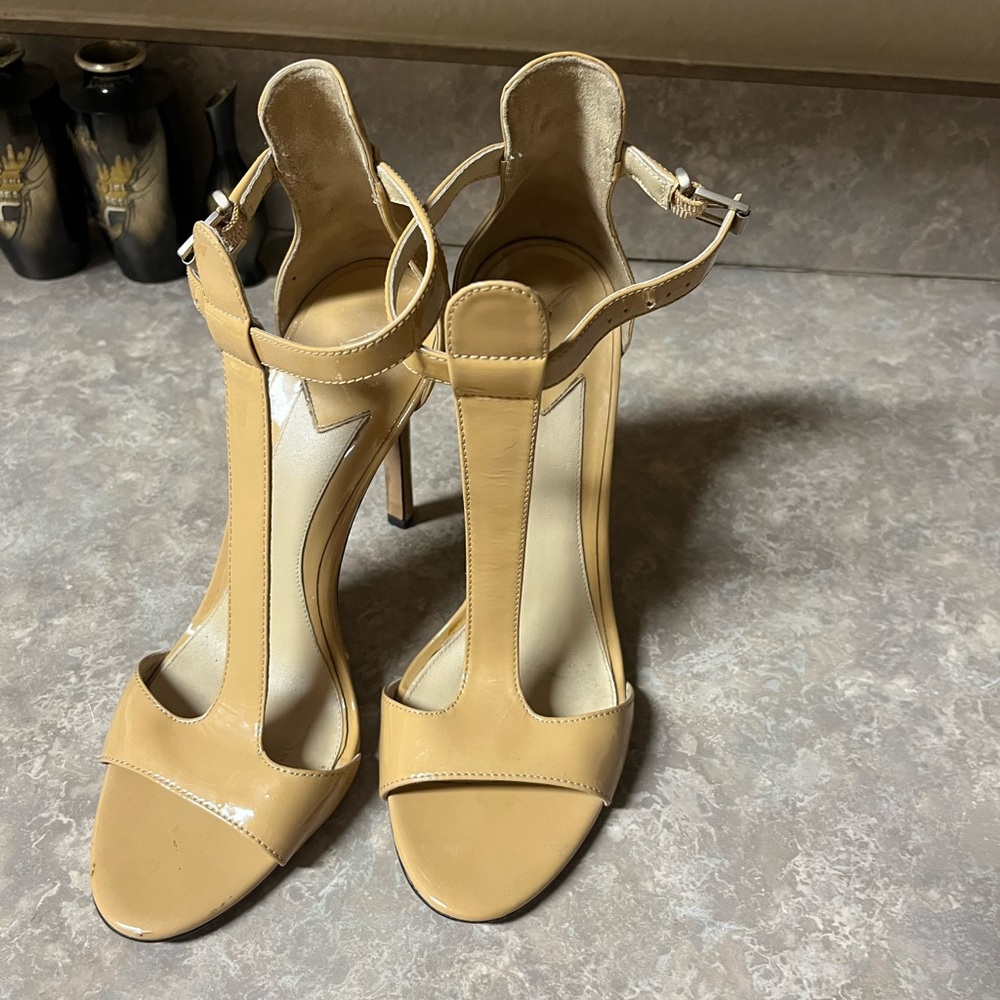 Stylish Beige Strappy Heels - Picture 3 of 6
